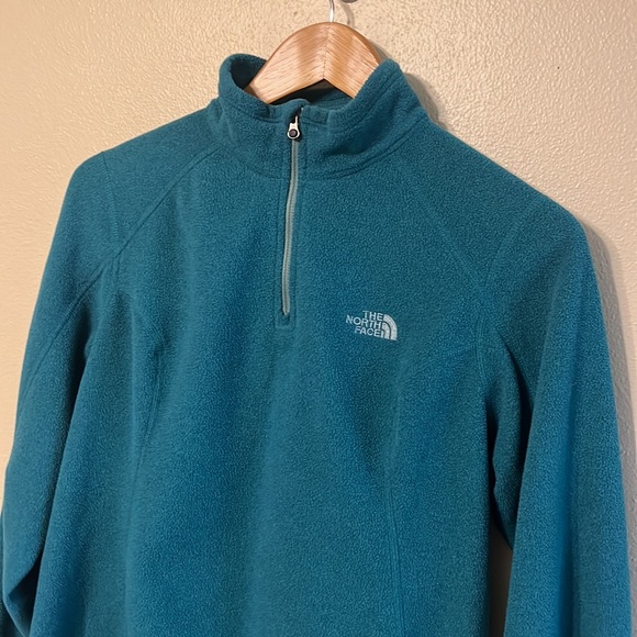 SOLD - The North Face Fleece Quarter Zip - Picture 2 of 7